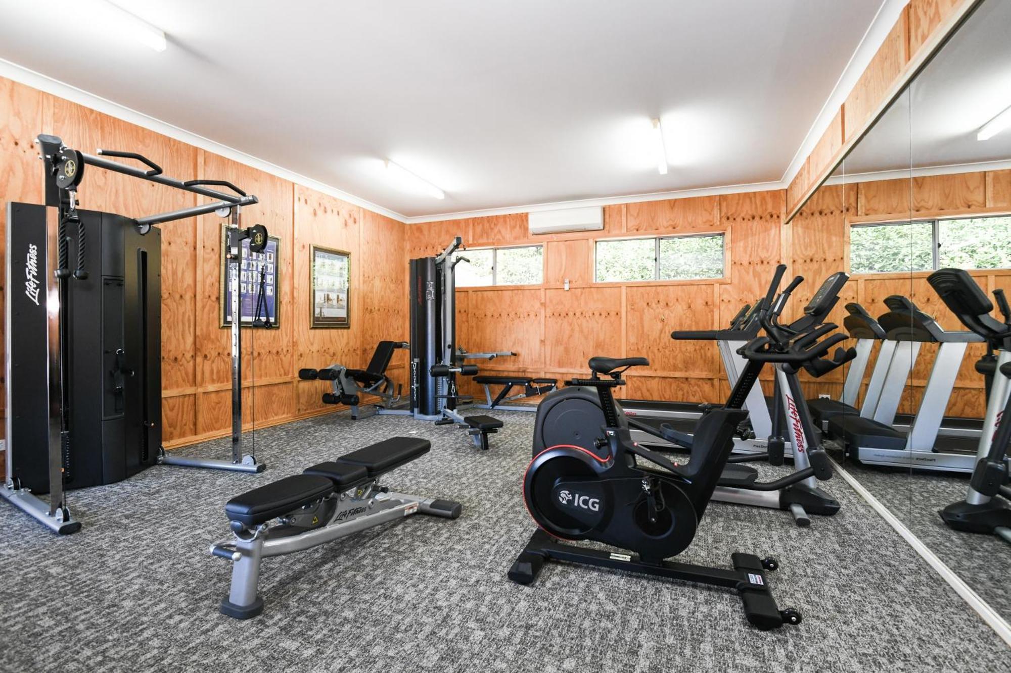 Powerhouse Hotel Tamworth By Rydges מראה חיצוני תמונה The gym at the High Performance Centre